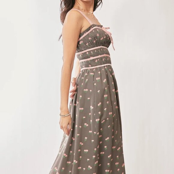 Davi & Dani Contrast Velvet Tape‎ Smocking Bodice Midi Dress - Picture 9 of 11